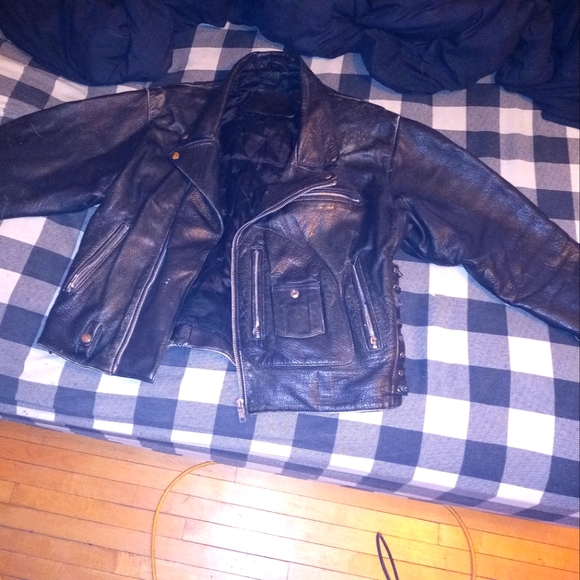 Vintage leather jacket - Picture 1 of 7